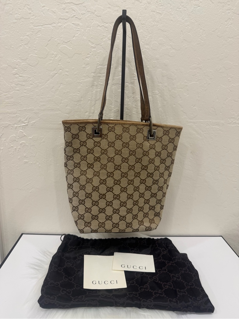 Gucci GG Canvas Small bucket Bag